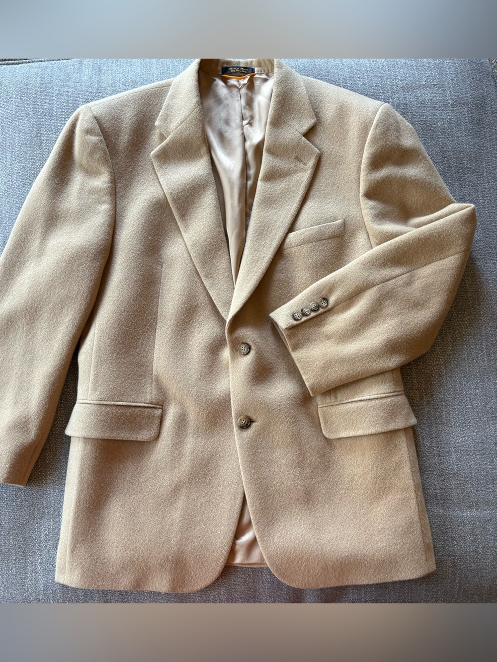 BILL BLASS Marshall Fields 100% Camel Hair Blazer EUC Size 43 Regular